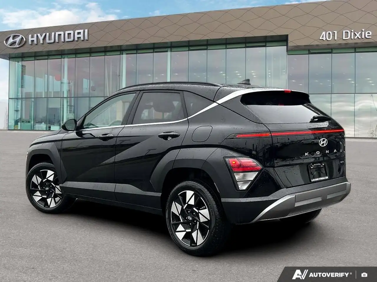 Hyundai KONA снимка Hyundai KONA
