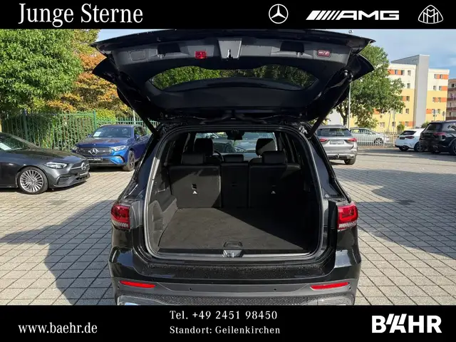 Mercedes-Benz GLB view 15