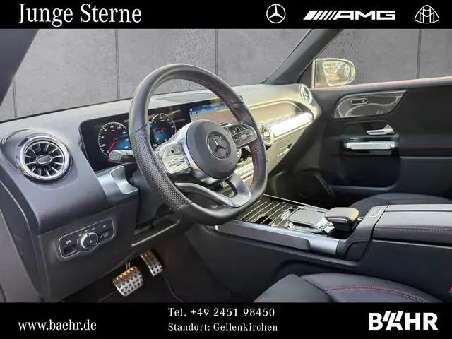 Mercedes-Benz GLB view 11