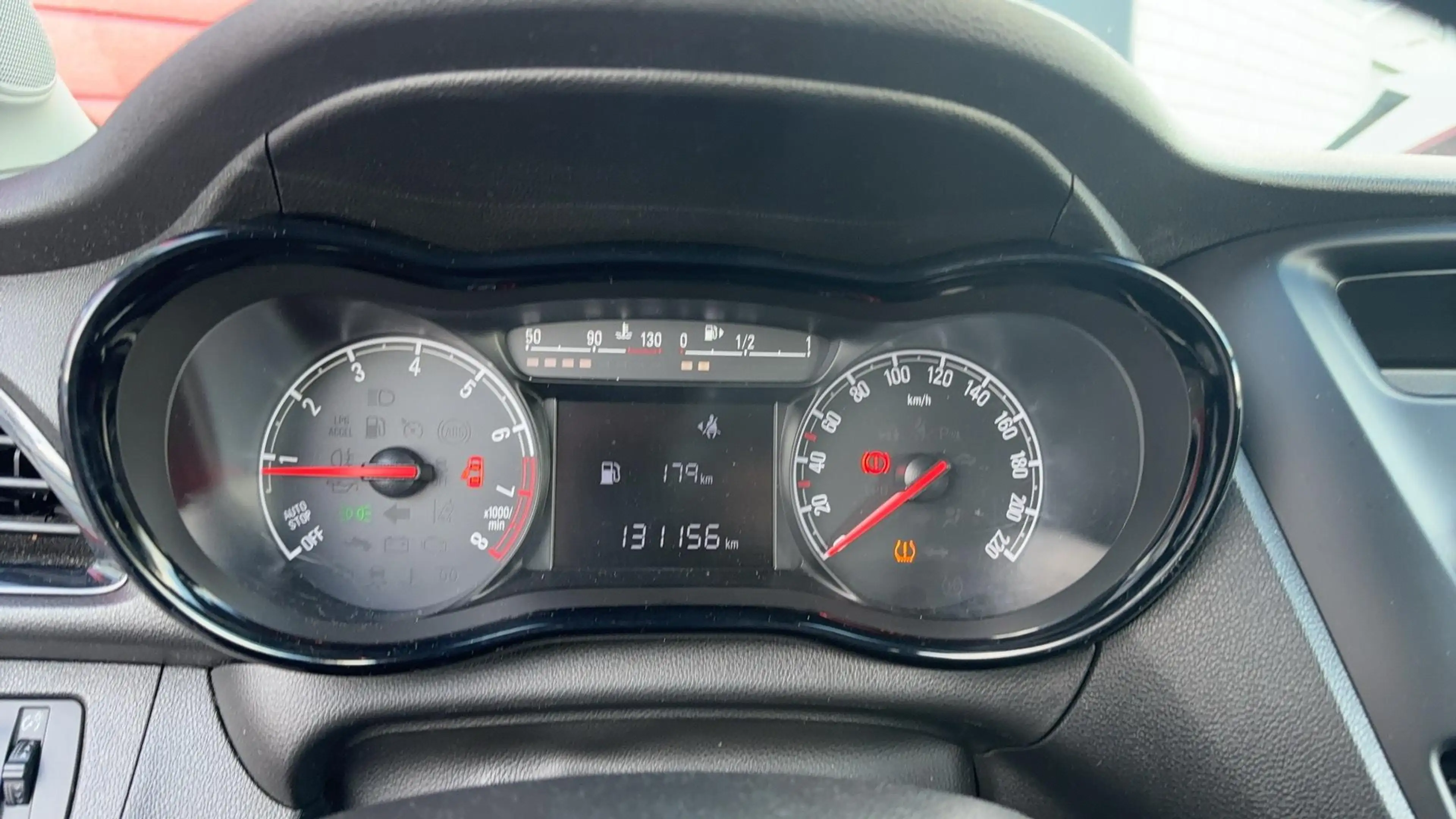 Opel Karl 1.0 ecoFLEX Edition CRUISE / BLUETOOTH / AIRCO / E — photo 7