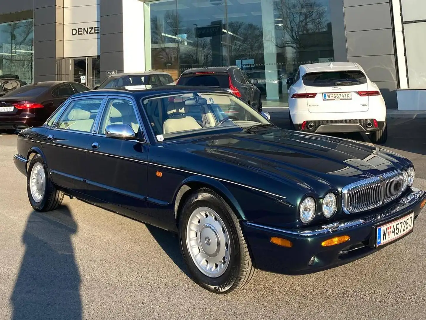 Daimler Sonstige Eight LWB (X308) Grün - 1