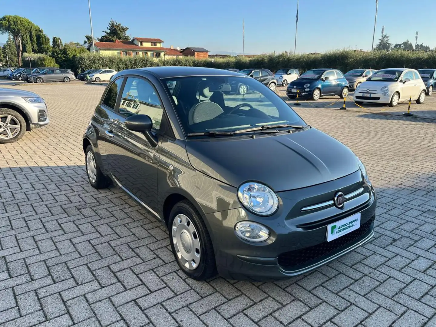 Fiat 500 1.0 Hybrid Pop con RADIO BLUETOOTH Grijs - 1