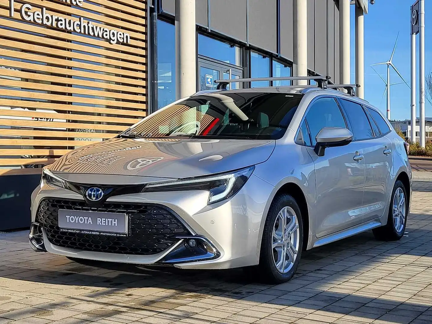 Toyota Corolla 2,0 l Hybrid Touring Sports Team Deutschland /Tech Silver - 1