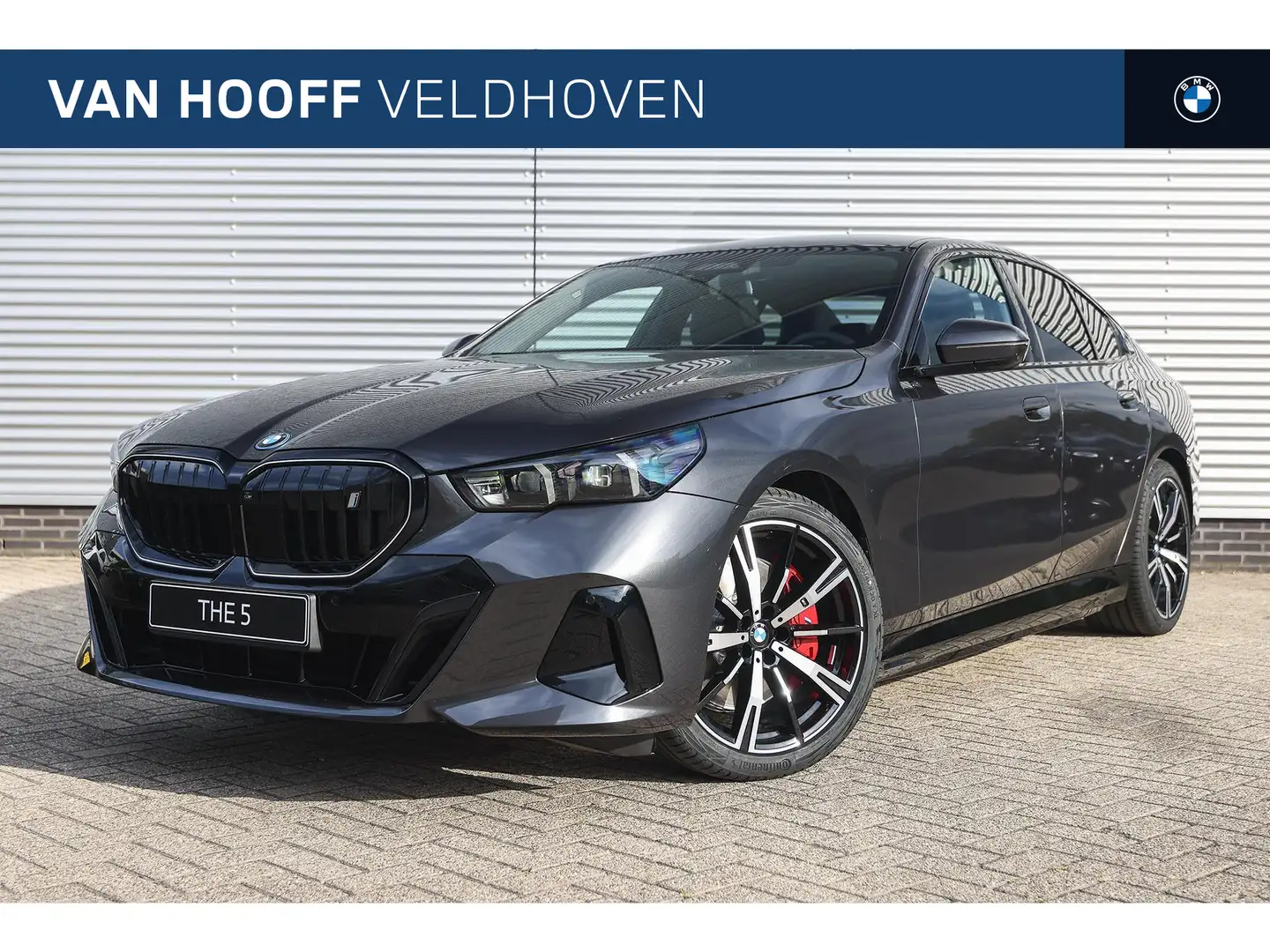 BMW i5 eDrive40 M Sport / Panoramadak / Bowers & Wilkins Grijs - 1