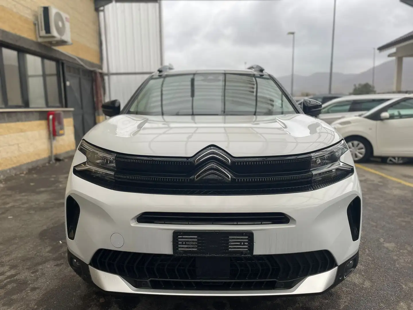 Citroen C5 Aircross 1.5 BLUEHDI MAX 130CV Weiß - 2