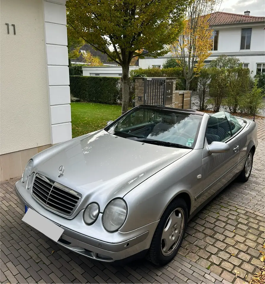 Mercedes-Benz CLK 200
