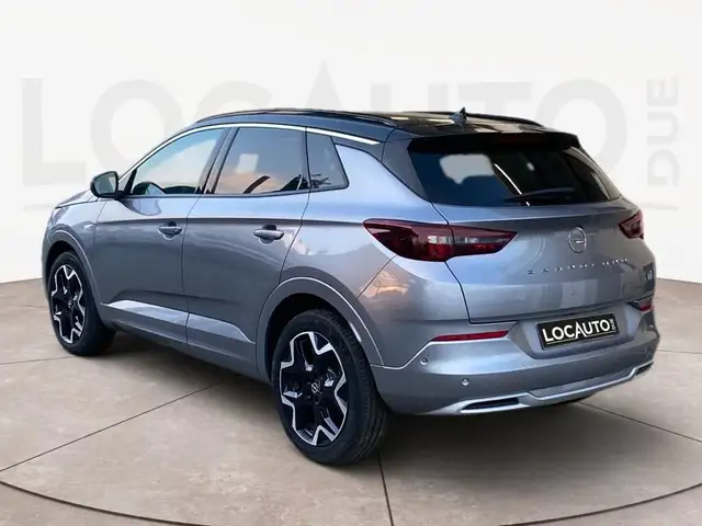 Opel Grandland X view 5