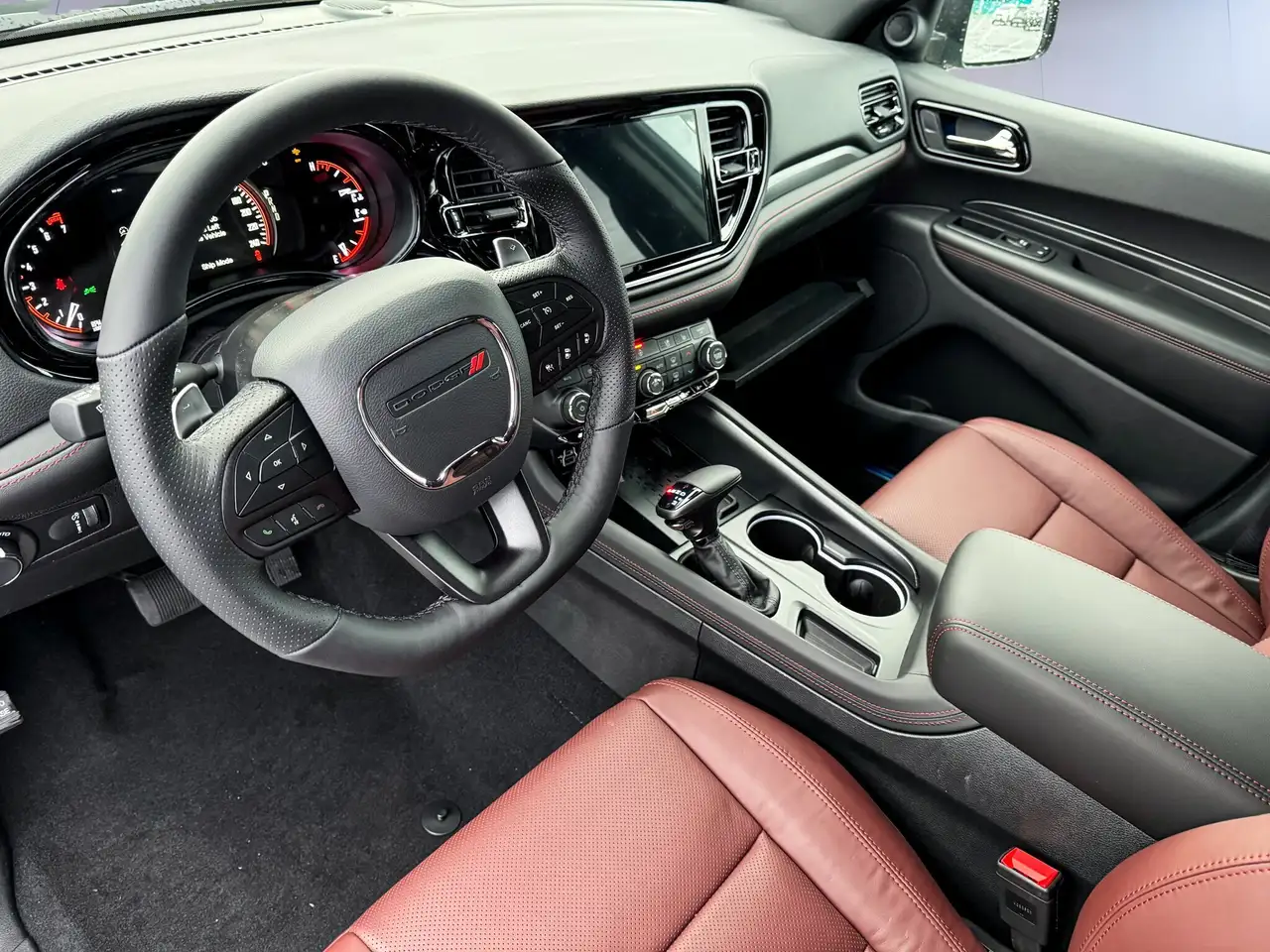 Dodge Durango снимка Dodge Durango