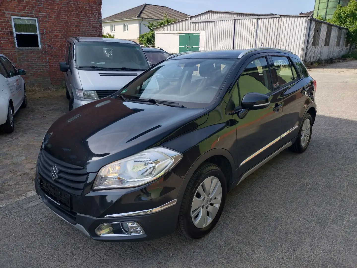 Suzuki (SX4) S-Cross 1.6, sehr gepflegt, Scheckheft! Schwarz - 2