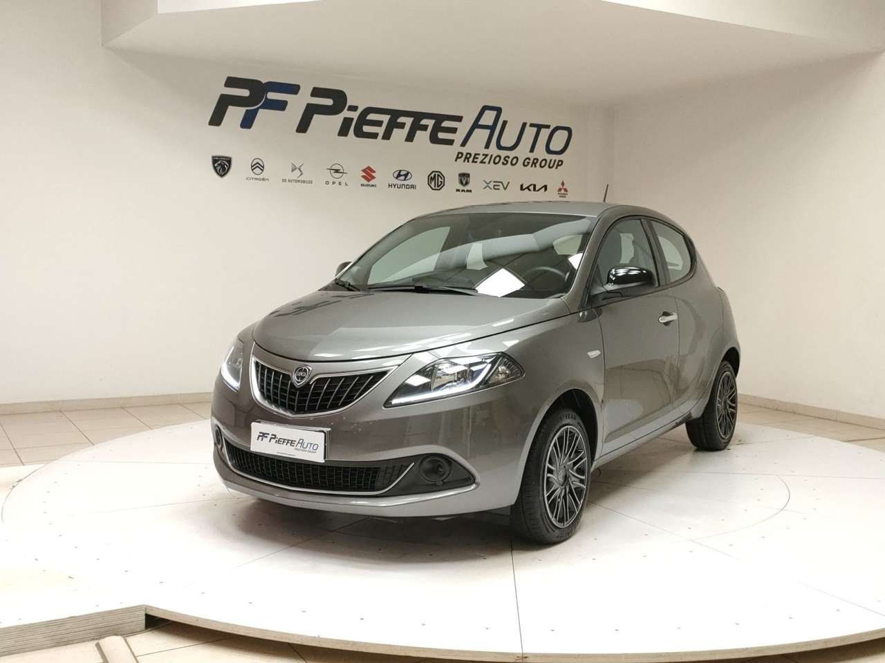 Lancia Ypsilon 3ª serie - Ypsilon 1.0 FireFly 5 porte S&S Hybrid