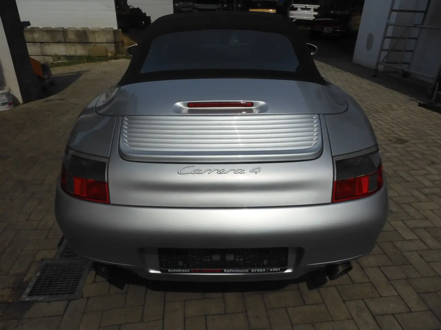 Porsche 996 911 911 Carrera 4 Cabrio Silber - 2