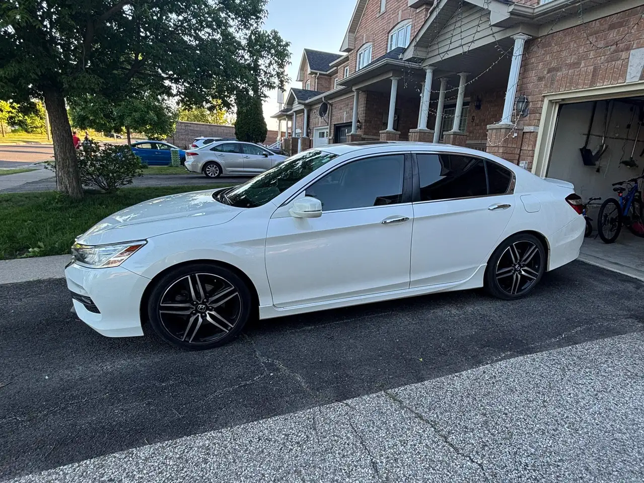 Honda Accord снимка Honda Accord