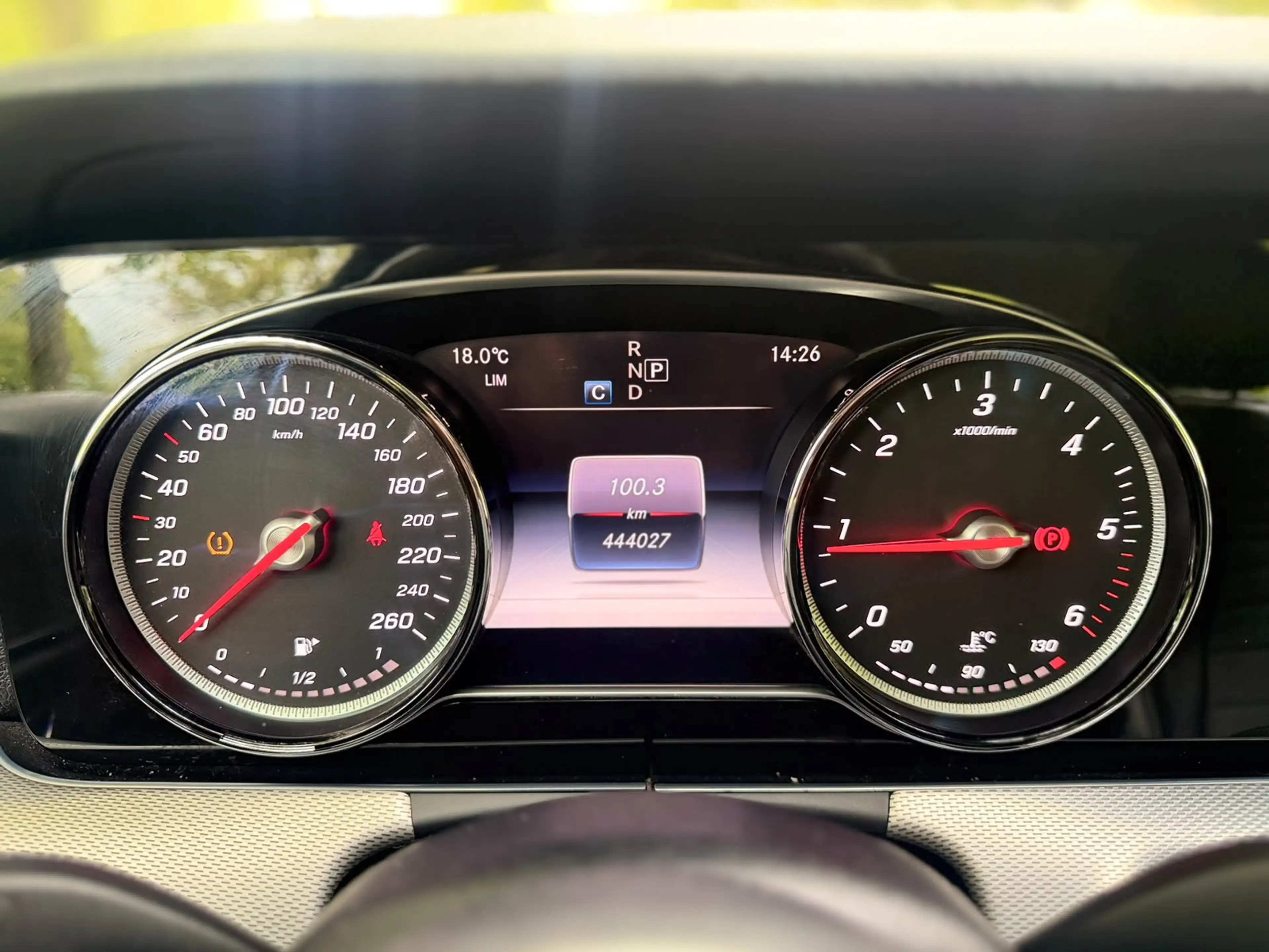 Mercedes-Benz E 200 E 200 d Business Solution (EU6d-TEMP) — photo 13