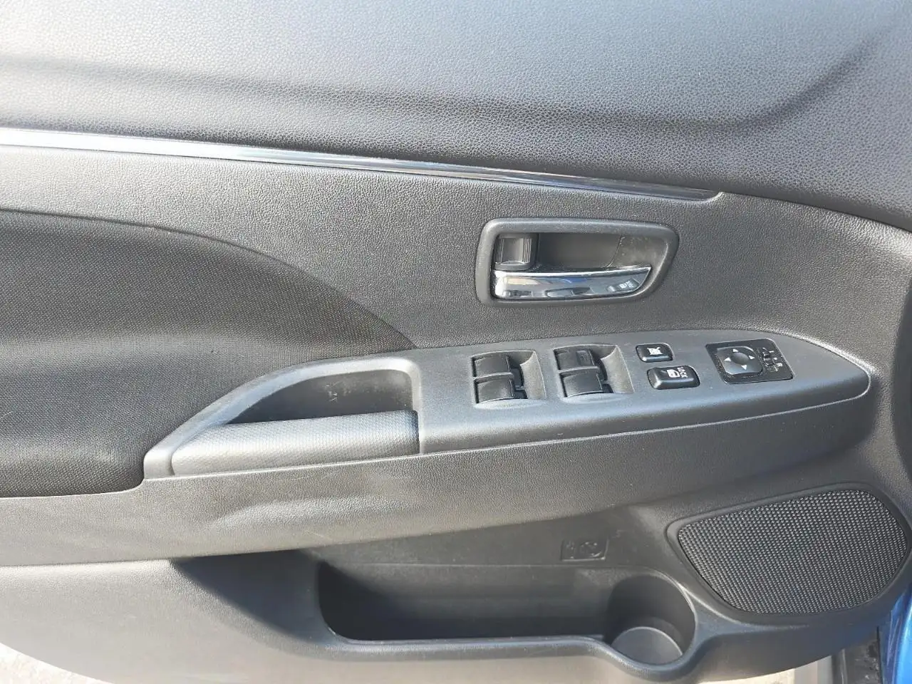 Mitsubishi RVR снимка Mitsubishi RVR