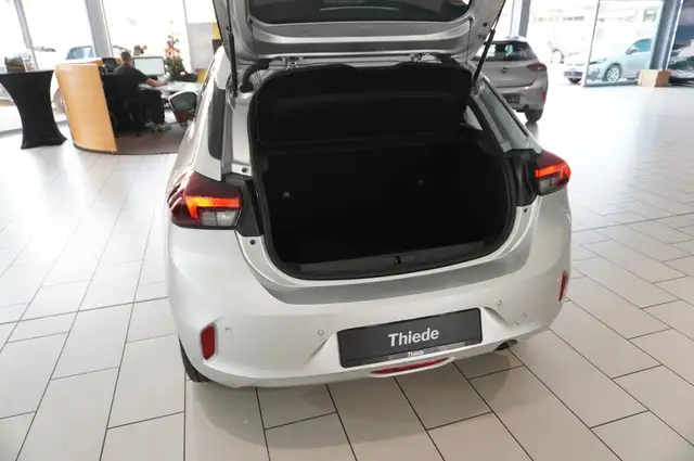 Opel Corsa view 12