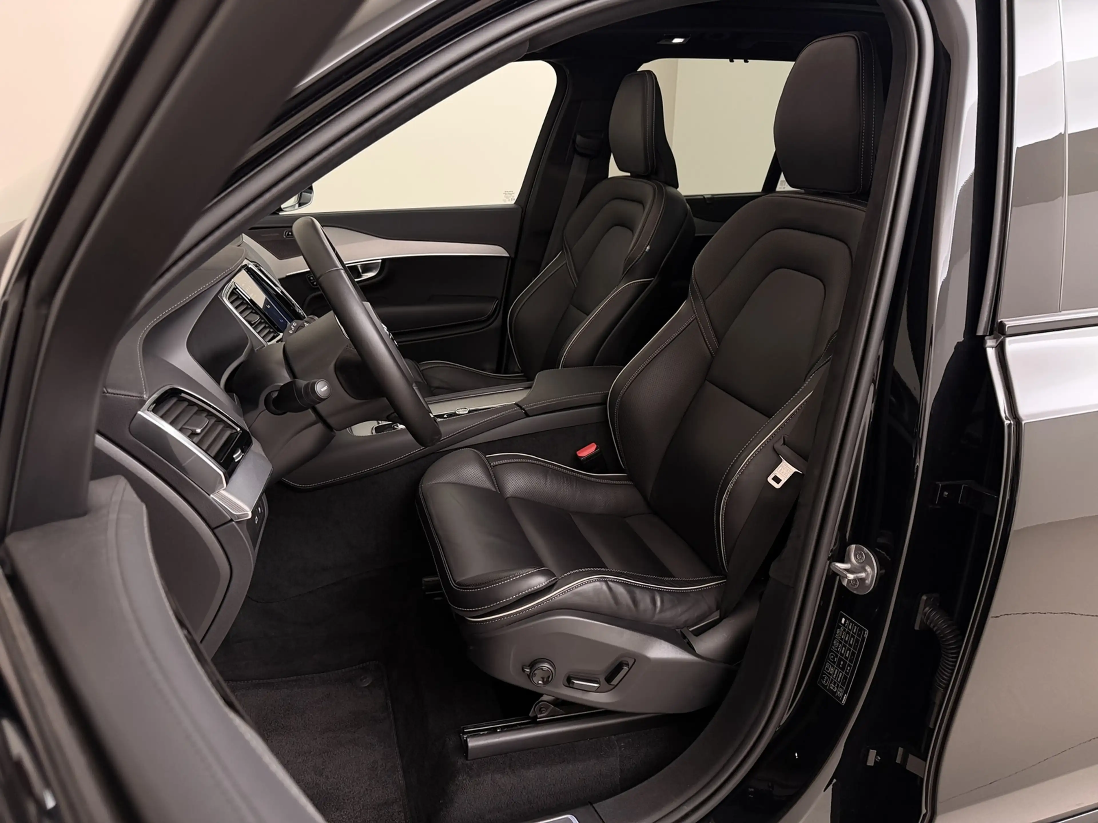 Volvo XC90 2.0 T8 Recharge AWD Ultimate Dark I 7-Zitter I Lon — photo 3