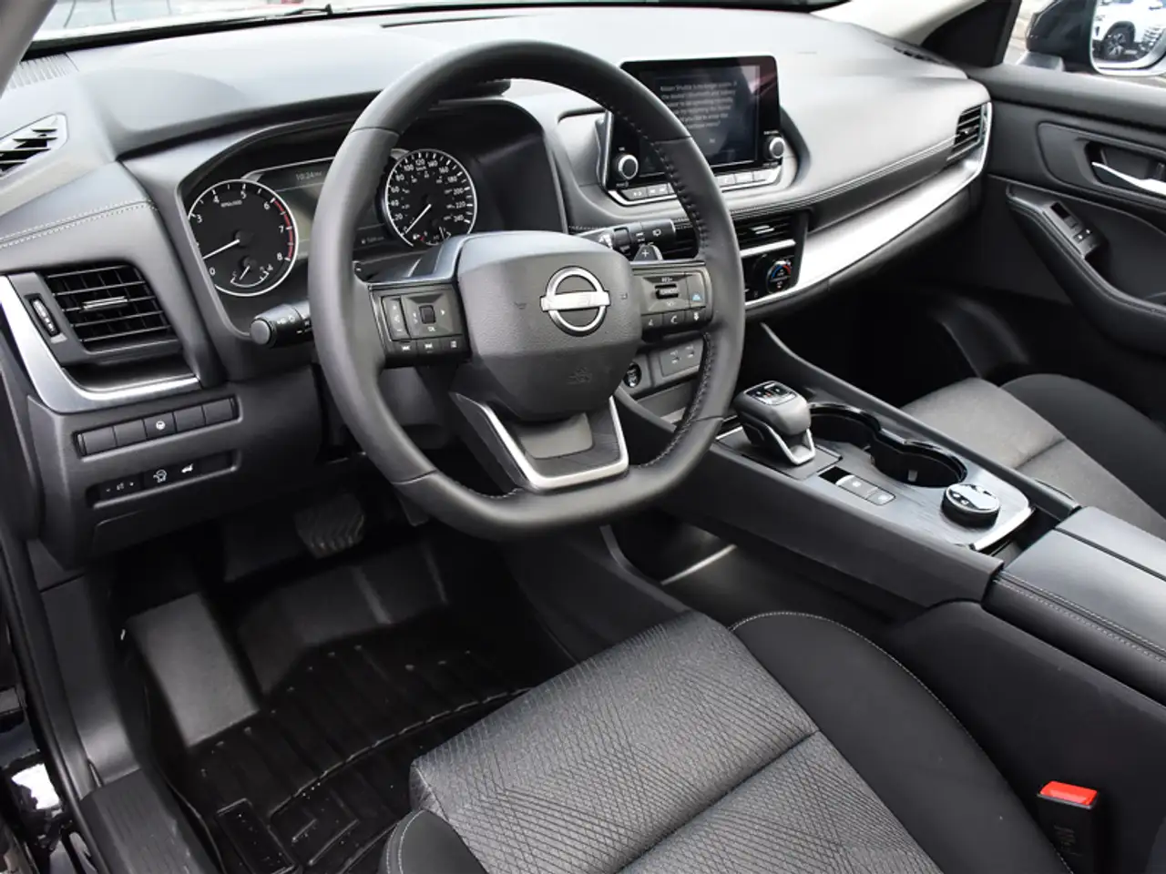 Nissan Rogue fotografie Nissan Rogue