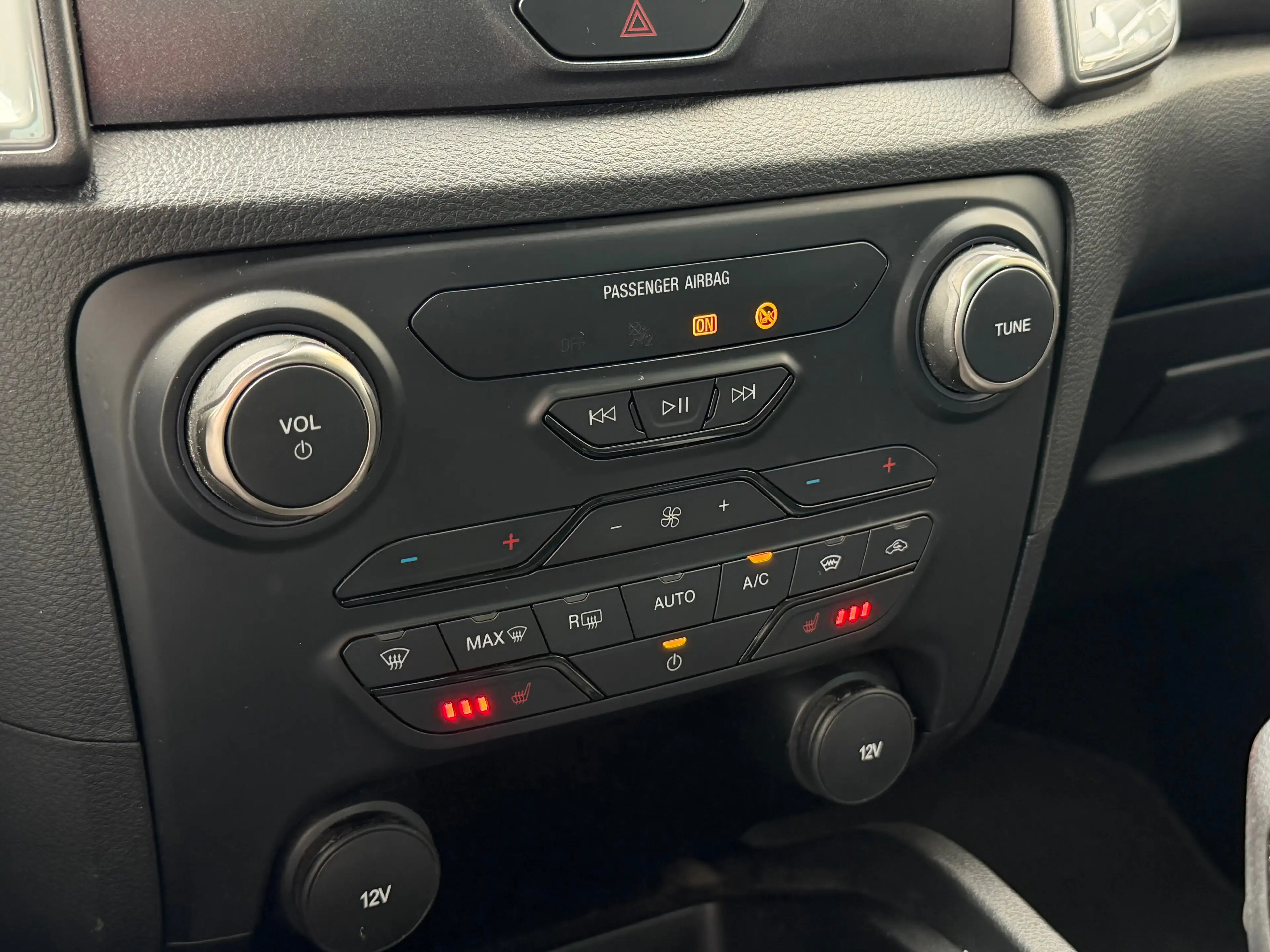 Ford Ranger Raptor 2.0 Bi-Turbo 4WD PERFORMANCE | TVAC*BTWIN | CAMERA | KEYLESS | CARPLAY | CUIR | XENON | FULL OPTION — photo 15