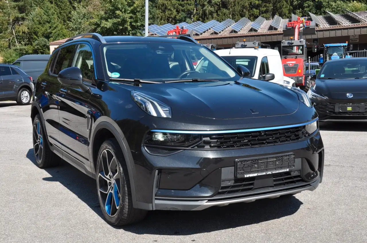Lynk & Co 01 2022