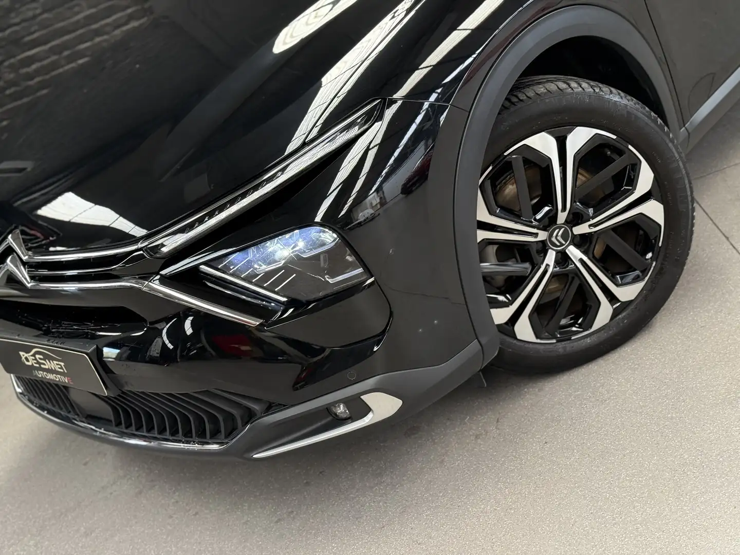 Citroen C5 X 225pk Shine #plug in hybrid #leder #headup Zwart - 2