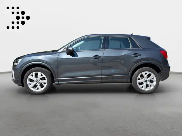 Audi Q2 view 3