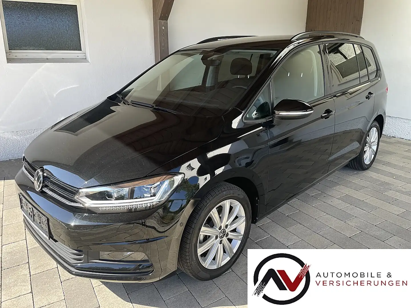 Volkswagen Touran 1,5 TSI Highline DSG-MATRIX LED-AHV-RFK-7SITZER... Schwarz - 1