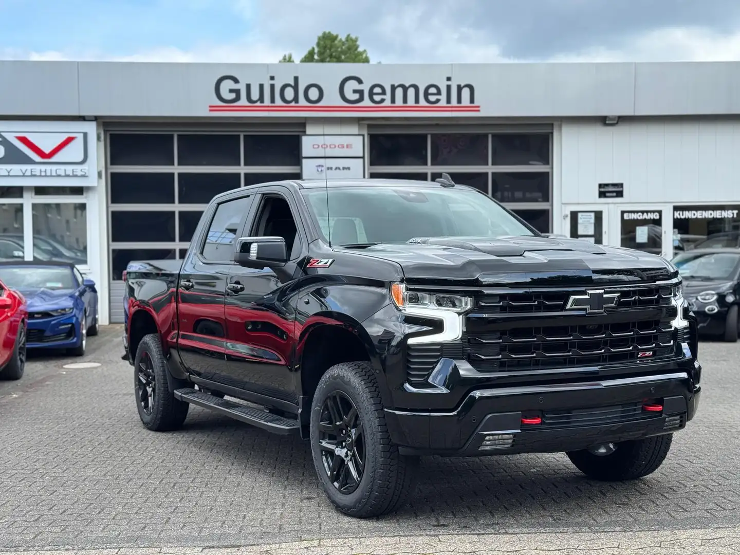 Chevrolet Silverado 6.2 V8 LT Trail Boss 4 Jahre Garantie Noir - 1