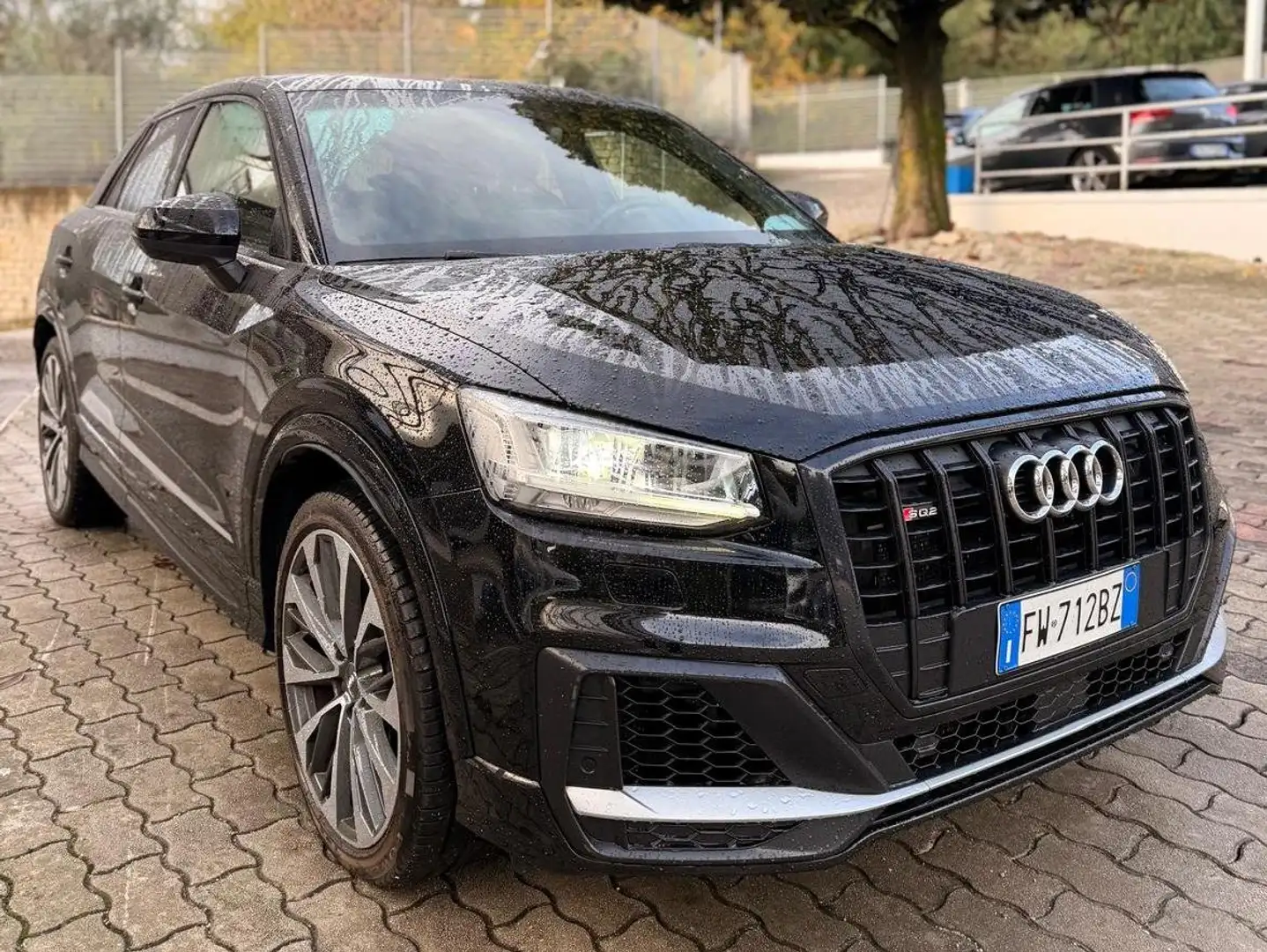 Audi SQ2 300cv S-tronic Quattro Noir - 2