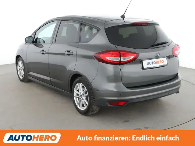 Ford C-Max view 4