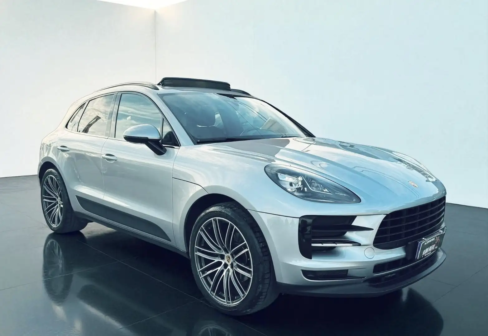 Porsche Macan Macan 2.0 245cv pdk Zilver - 1