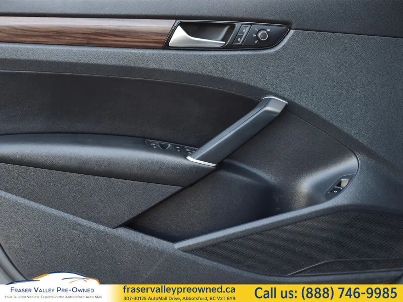 Volkswagen Passat photo Volkswagen Passat