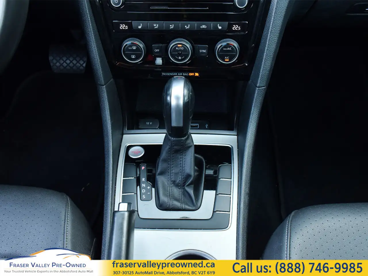 Volkswagen Passat photo Volkswagen Passat