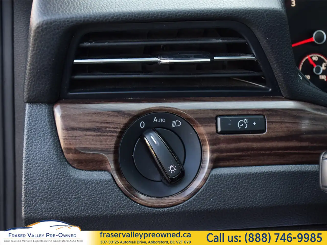 Volkswagen Passat photo Volkswagen Passat