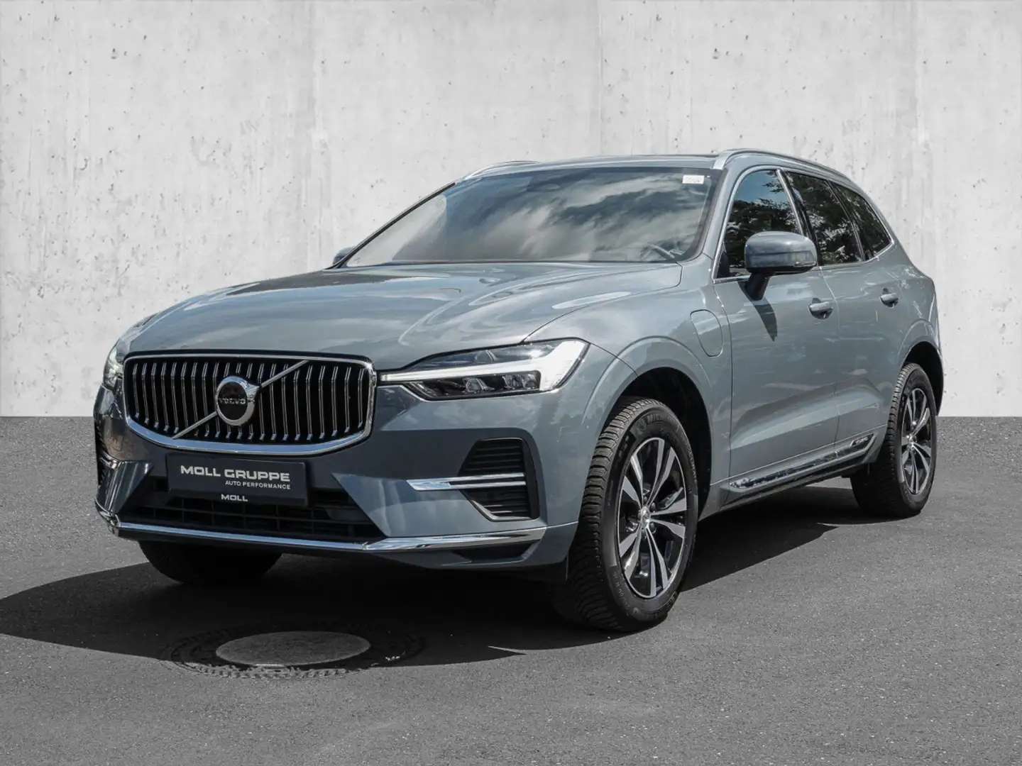 Volvo XC60 T6 AWD Inscription Expr. Plug-In Gris - 2
