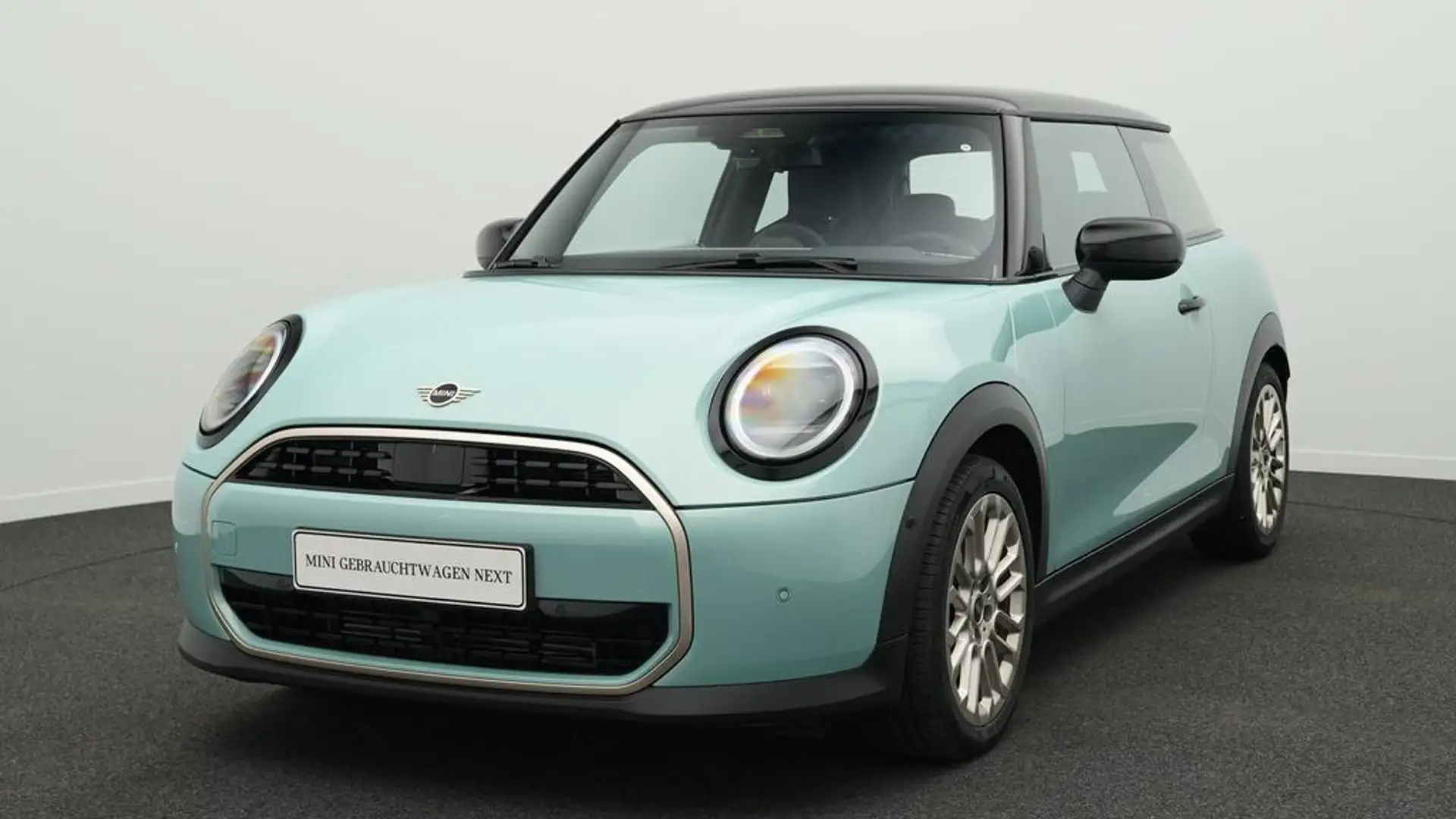 MINI Cooper C Favoured Trim Groen - 1