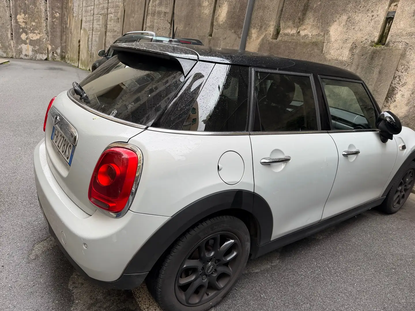 MINI Cooper D Coupe D Silber - 2