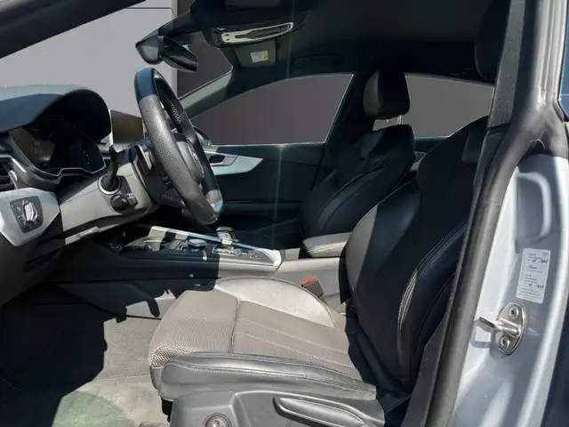Audi A5 view 12