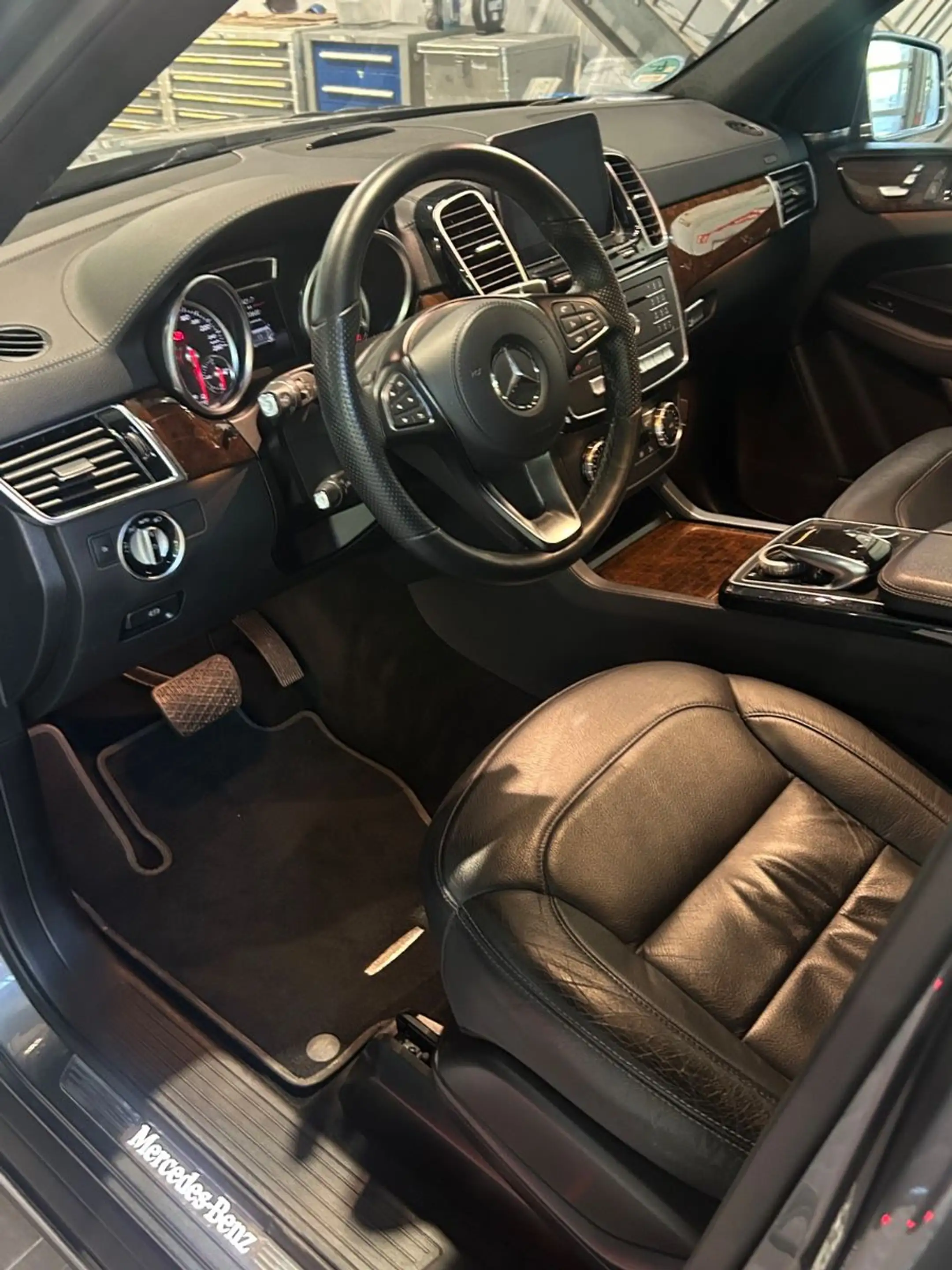 Mercedes-Benz GLS 400 GLS GLS 400 4Matic — photo 8