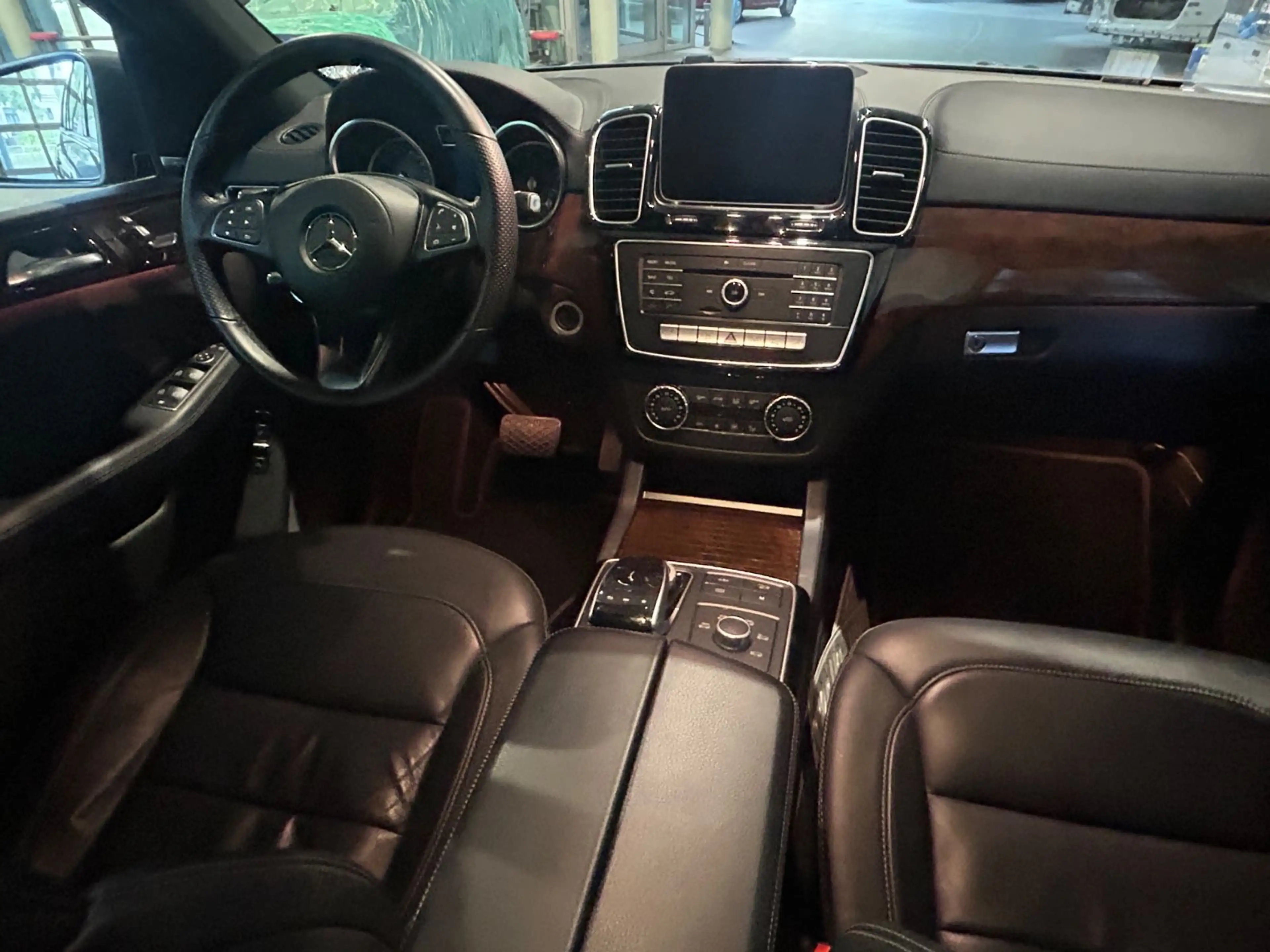 Mercedes-Benz GLS 400 GLS GLS 400 4Matic — photo 15