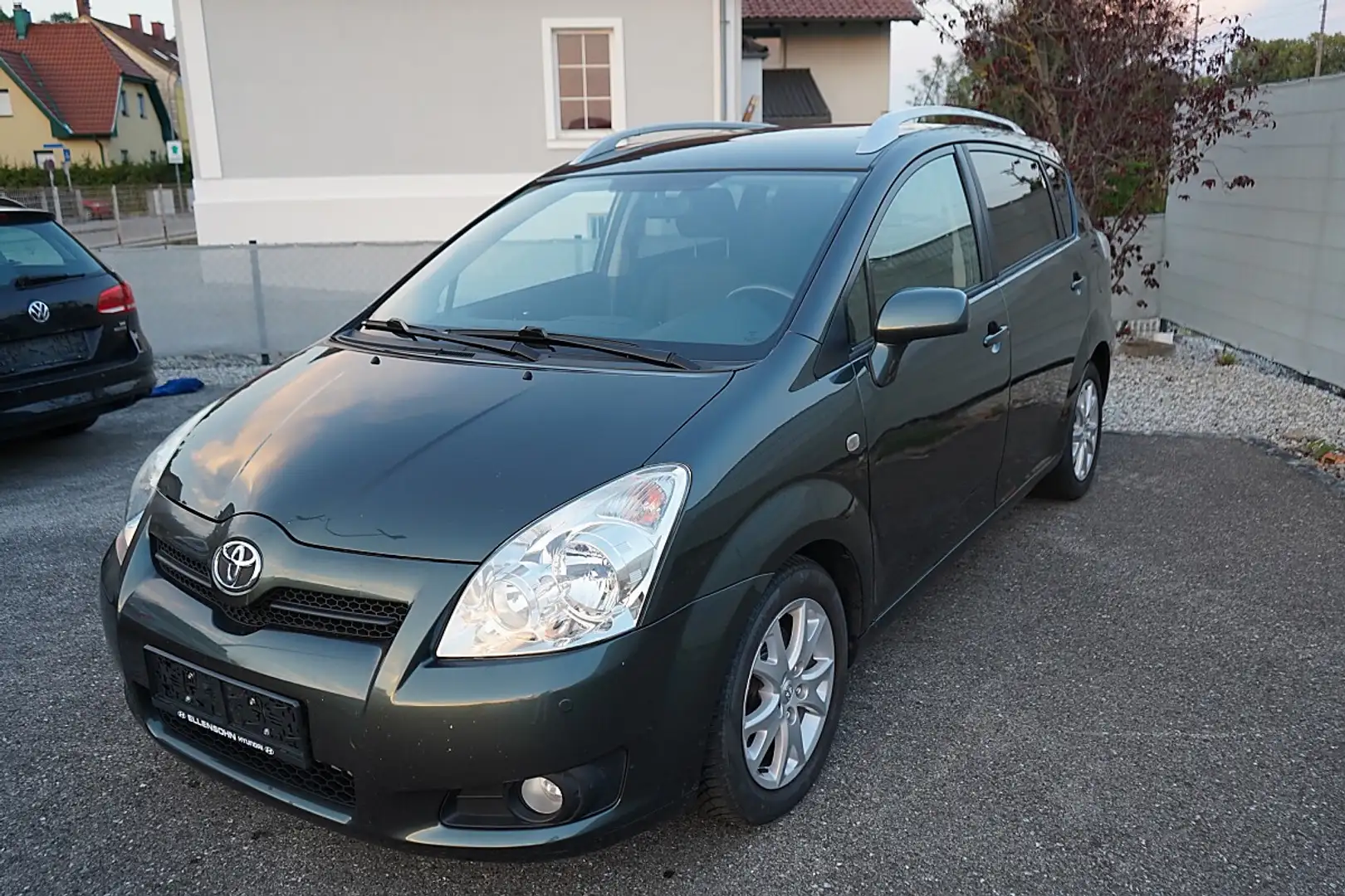 Toyota Corolla Verso 2,2 D-4D 135 Austria DPF - 1