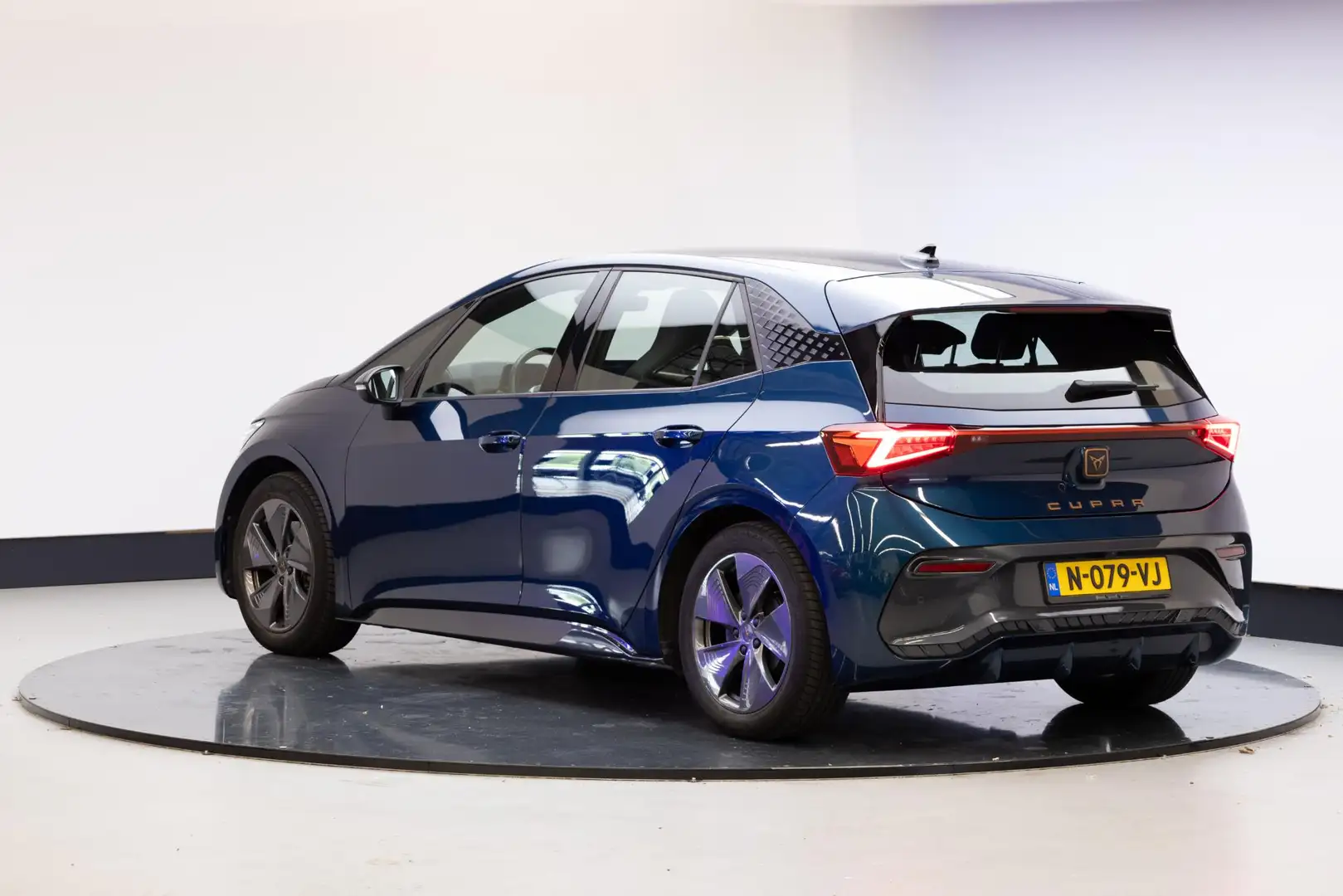 CUPRA Born Business One 62 kWh Blauw - 2