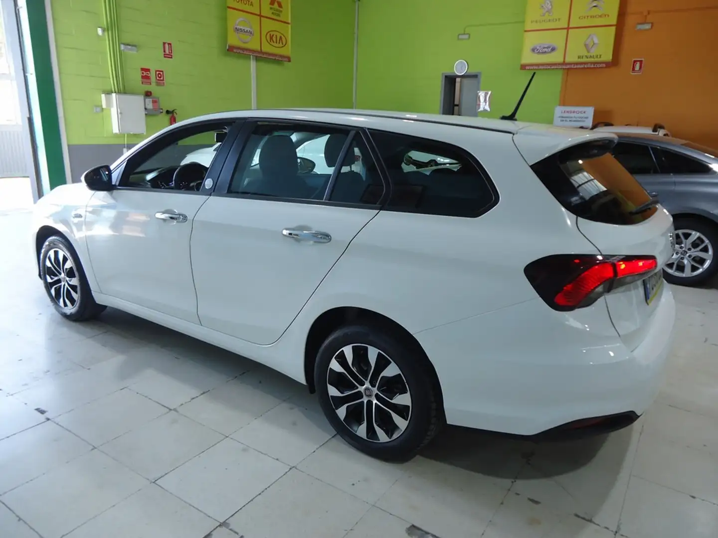Fiat Tipo SW 1.3 Multijet II Mirror Blanco - 1