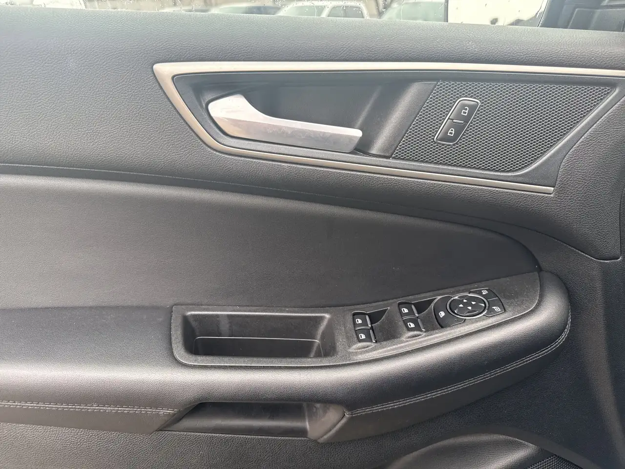 Ford Edge снимка Ford Edge