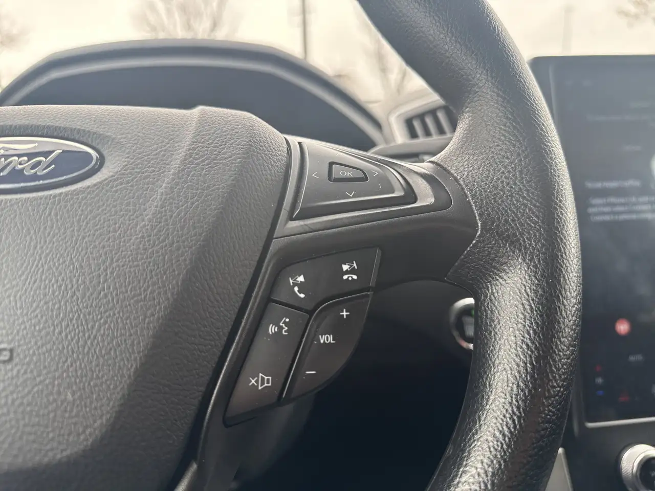 Ford Edge снимка Ford Edge