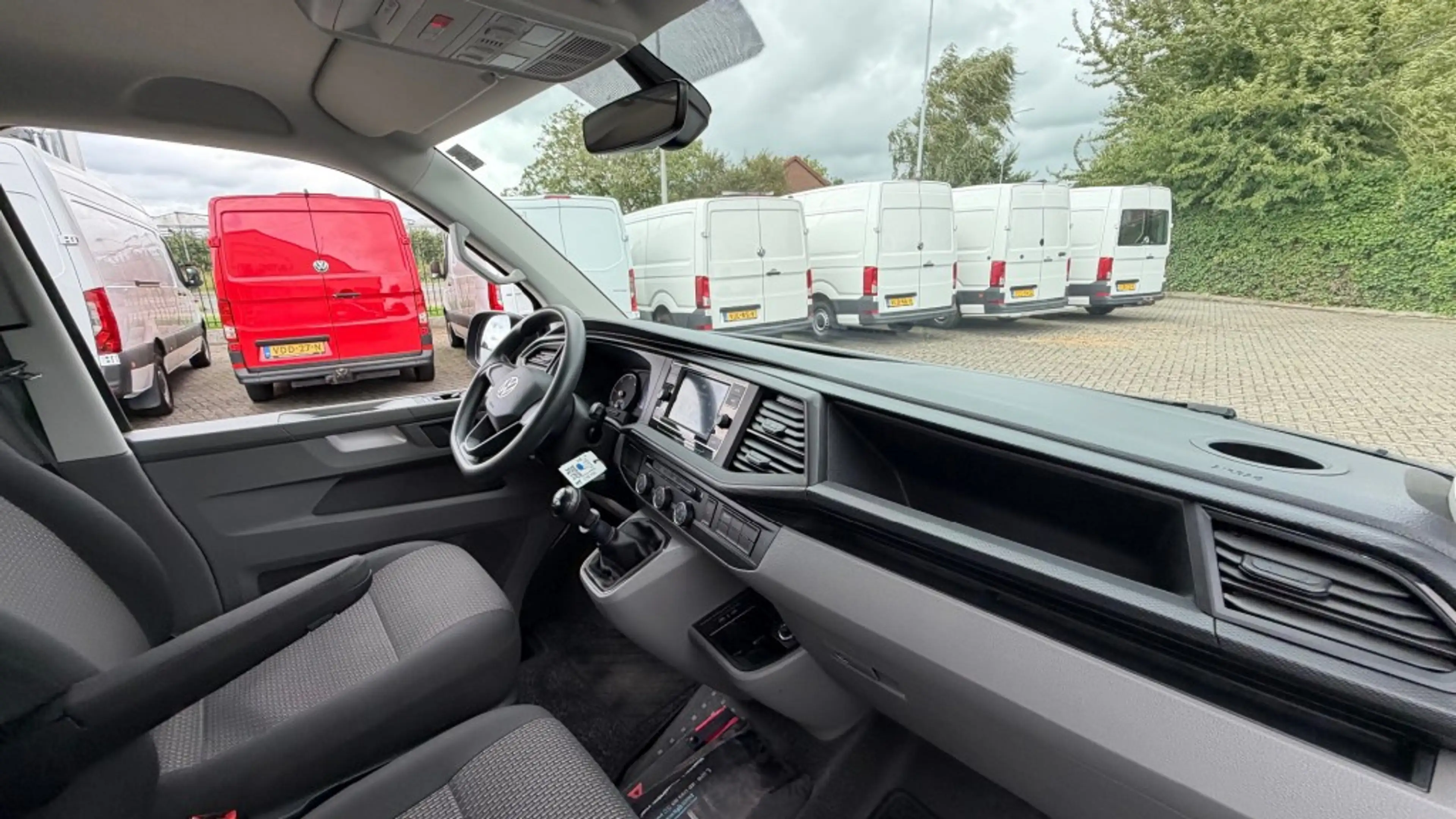 Volkswagen Transporter 2.0 TDI 66KW 90PK DC DUBBELE CABINE L2H1 AIRCO/ AP — photo 8