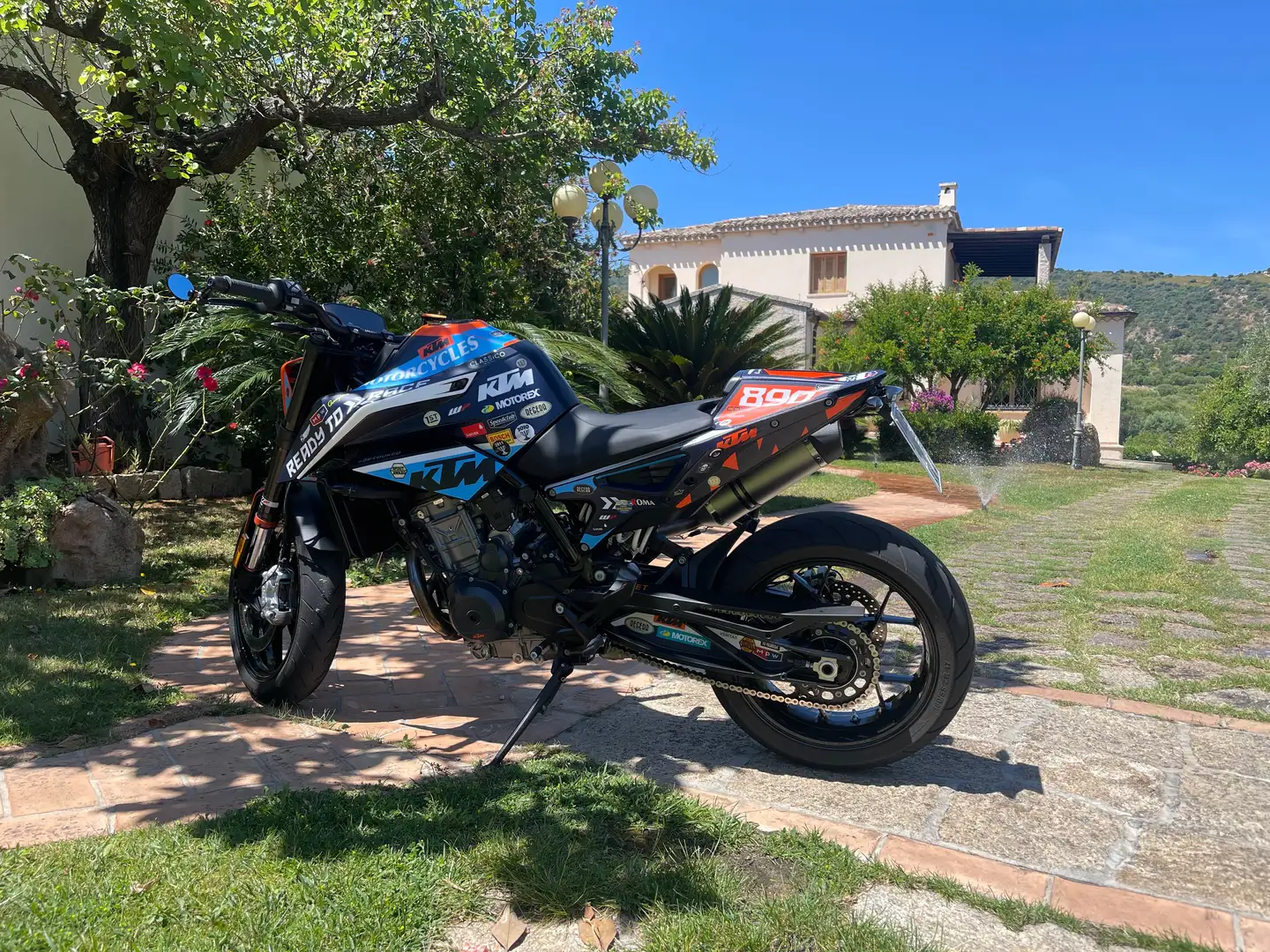KTM 890 Duke - 2