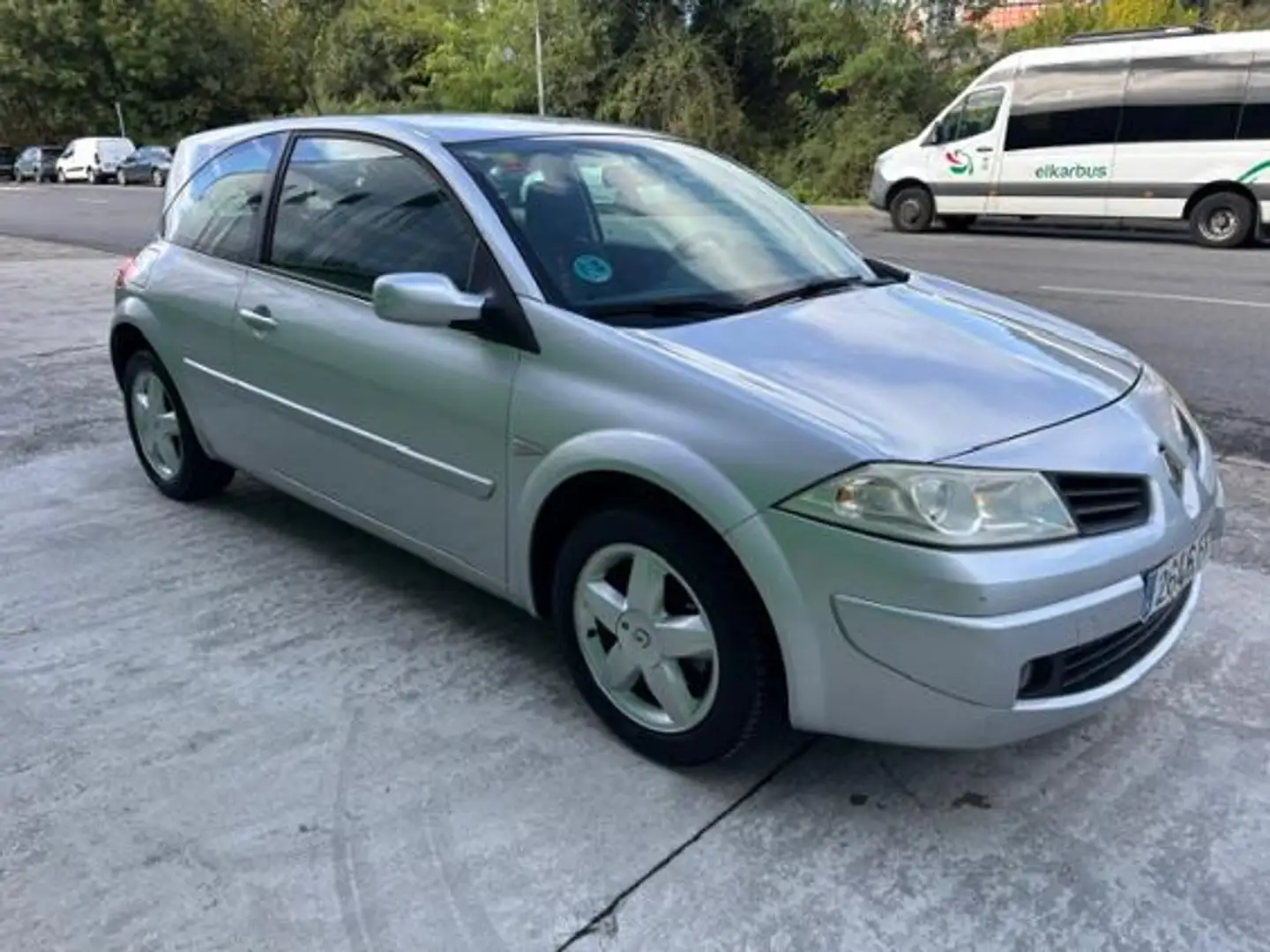 Renault Megane 1.6 Dynamique Plateado - 2