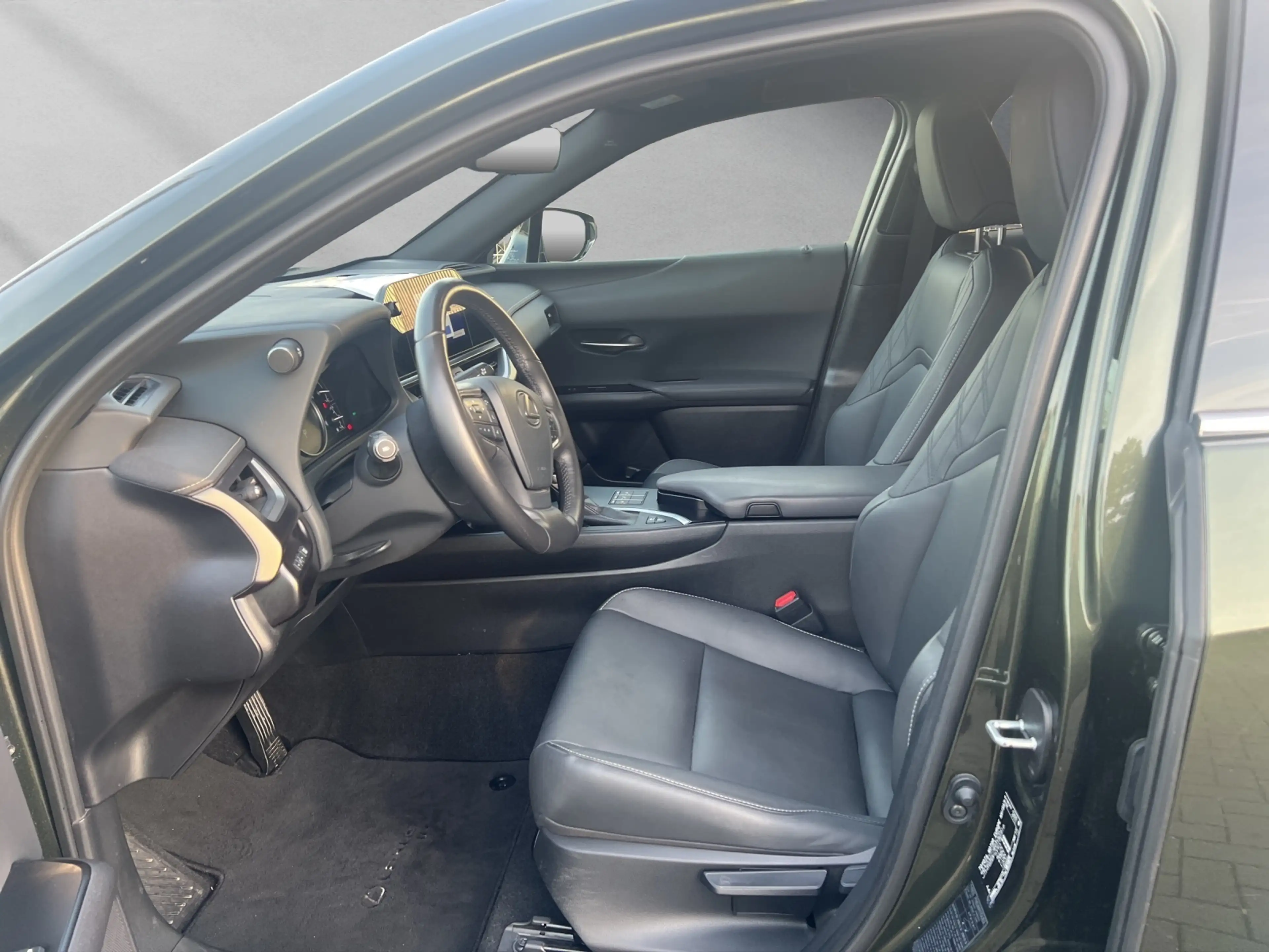 Lexus UX 250h 250h*F-SPORT-D.*1HD*ALLW *15J-GARANTIE — photo 9