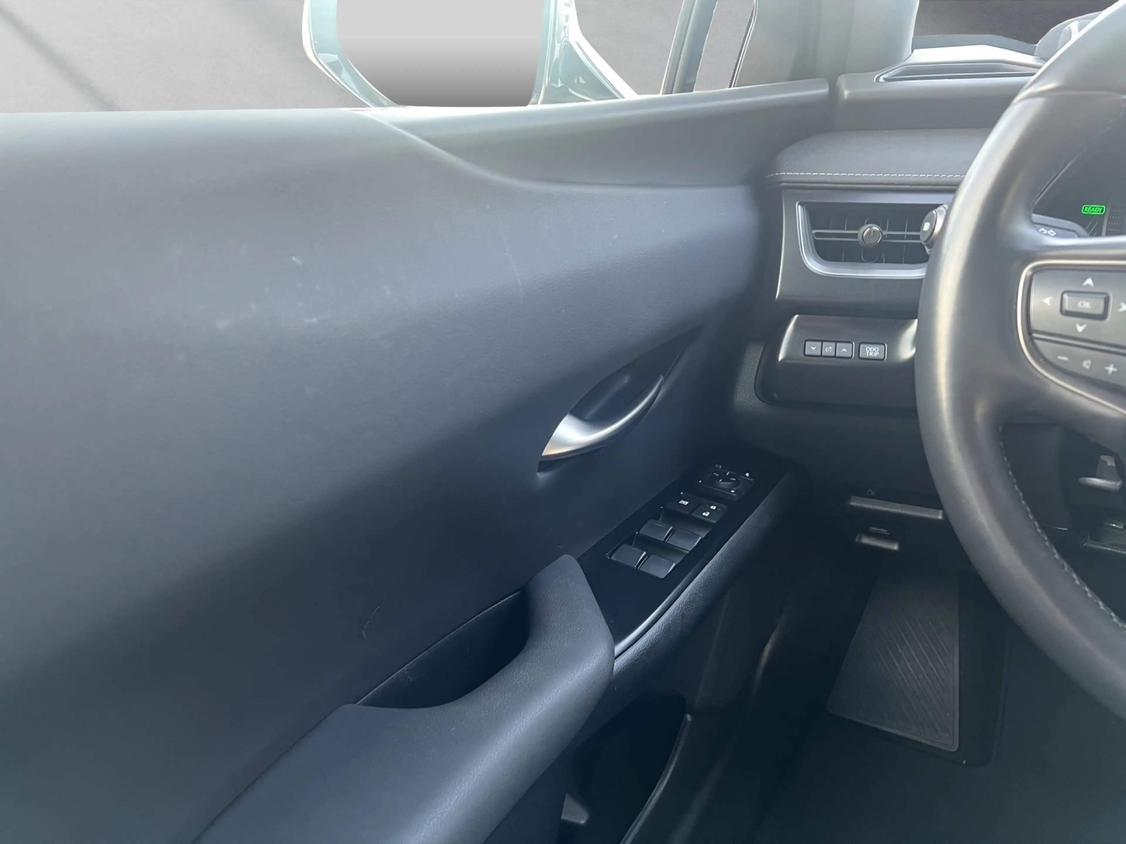 Lexus UX 250h 250h*F-SPORT-D.*1HD*ALLW *15J-GARANTIE — photo 12