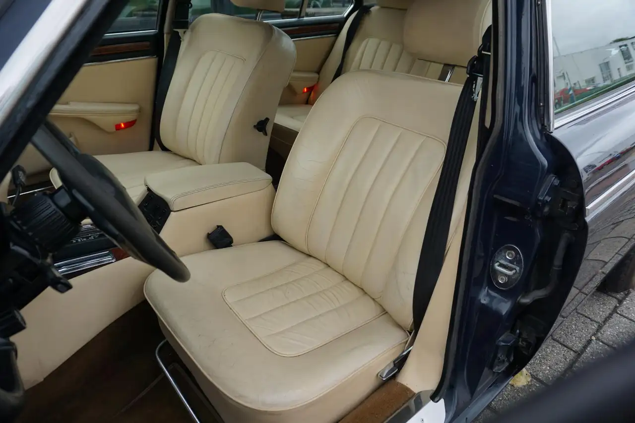 Daimler Double Six 5.3 V12 VandenPlas, foto 6